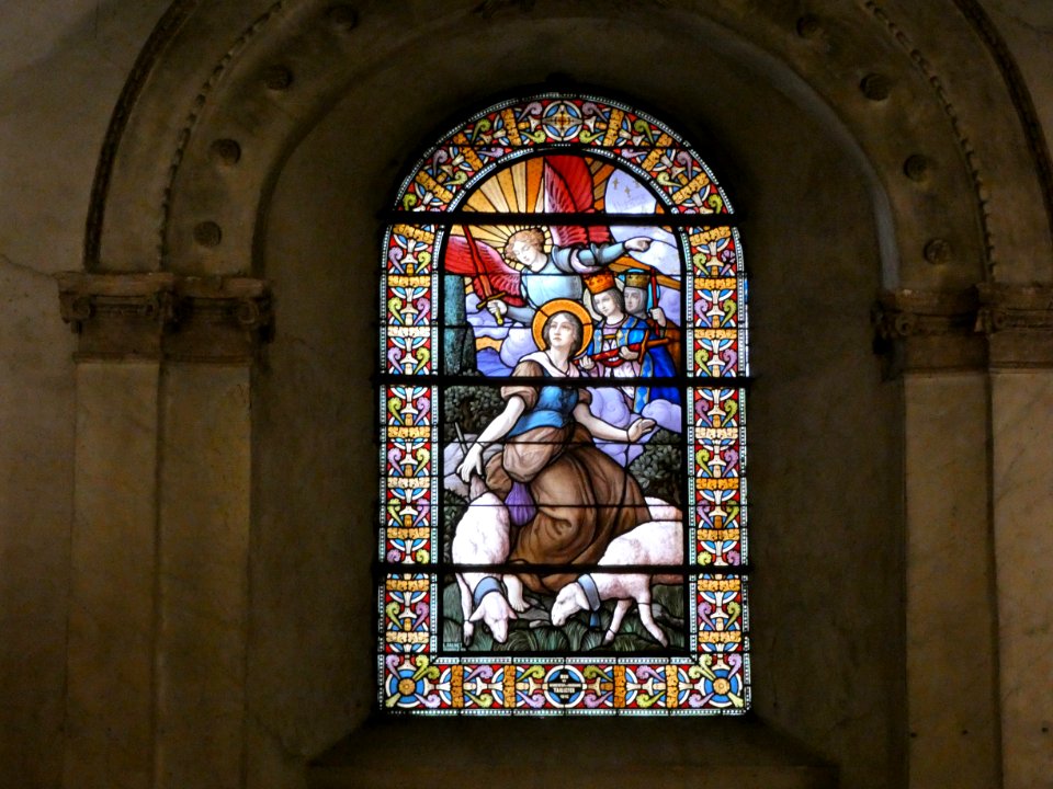 Évian-les-Bains_-_Église_Notre-Dame-de-l'Assomption_-_Vitrail_02