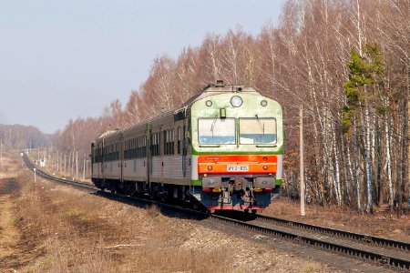 АЧ2-083,_Россия,_Смоленская_область,_перегон_Рославль-I_-_Липовская_(Trainpix_145203)