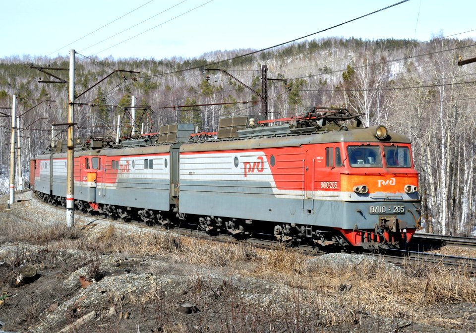 ВЛ10У-205,_Russia,_Chelyabinsk_region,_Urzhumka_-_Khrebet_stretch_(Trainpix_159720)
