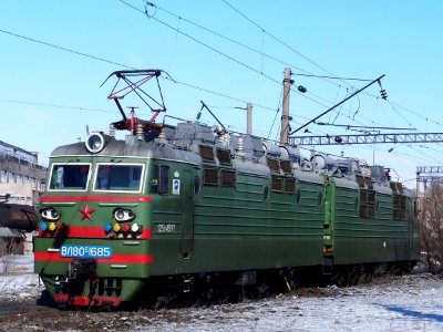 ВЛ80С-1685,_Kazakhstan,_Karaganda_region,_Karaganda_depot_(Trainpix_126144)