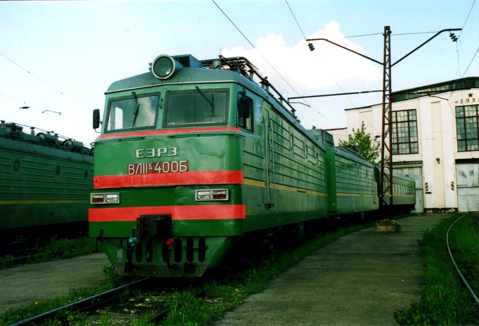 ВЛ11К-400,_Россия,_Москва,_ЭК_ВНИИЖТ,_Щербинка_(Trainpix_208774)
