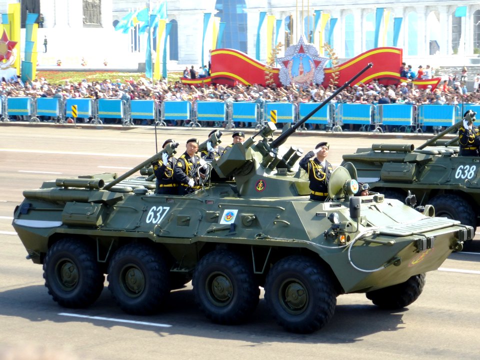 БТР-82А_390-й_бригады_морской_пехоты_Вооружённых_Сил_Казахстана