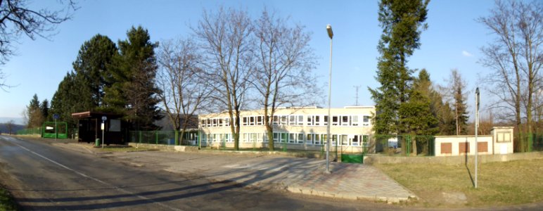 Žalany_-_základní_škola