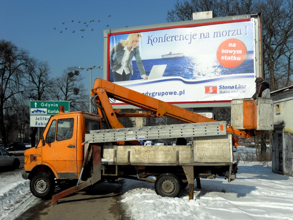 Żuraw_samochodowy_-_Gdańsk_Oliwa