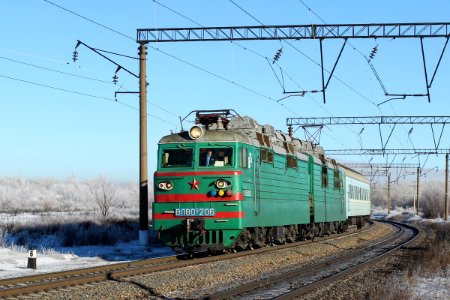 ВЛ80С-206,_Казахстан,_Карагандинская_область,_перегон_Жана_Караганды_-_Майкудук_(Trainpix_149429)