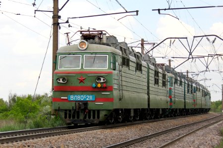 ВЛ80С-211,_Казахстан,_Карагандинская_область,_перегон_Жана_Караганды_-_Майкудук_(Trainpix_165007)
