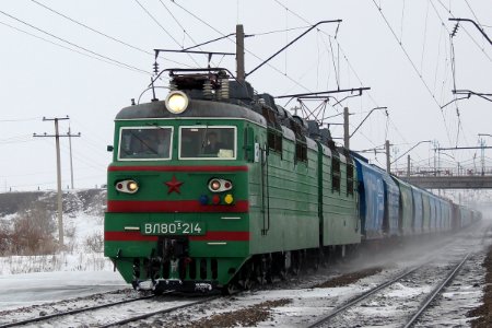 ВЛ80С-214,_Казахстан,_Карагандинская_область,_перегон_Жана_Караганды_-_Майкудук_(Trainpix_185974)