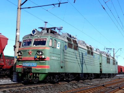 ВЛ80С-1970,_Kazakhstan,_Karaganda_region,_Karaganda-Sorting_station_(Trainpix_126426)