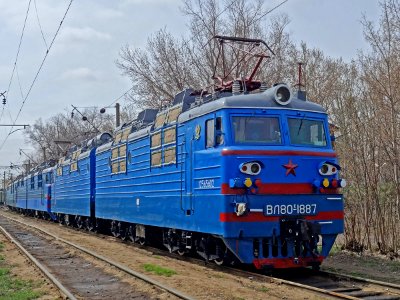 ВЛ80С-1887,_Kazakhstan,_Karaganda_region,_Karaganda_depot_(Trainpix_130344)