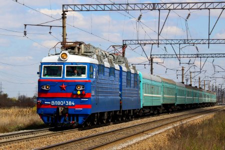 ВЛ80С-384,_Казахстан,_Карагандинская_область,_перегон_Жана_Караганды_-_Майкудук_(Trainpix_161623)