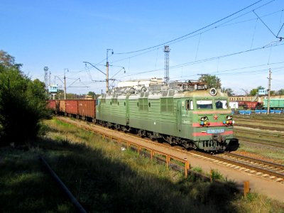 ВЛ80С-1139,_Kazakhstan,_Karaganda_region,_Karaganda-Sorting_station_(Trainpix_72790)