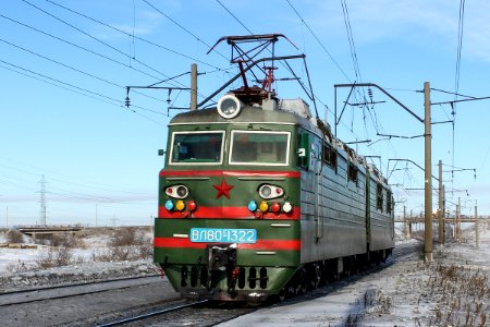 ВЛ80С-1322,_Казахстан,_Карагандинская_область,_перегон_Майкудук_-_Жана_Караганды_(Trainpix_153432)