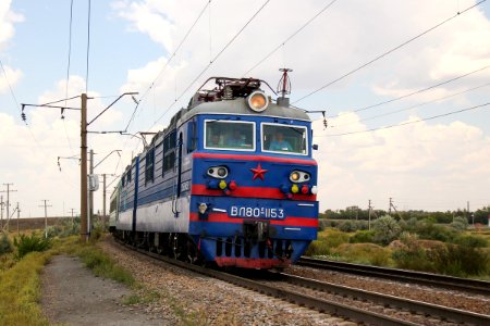 ВЛ80С-1153,_Казахстан,_Карагандинская_область,_перегон_Жана_Караганды_-_Майкудук_(Trainpix_202402)
