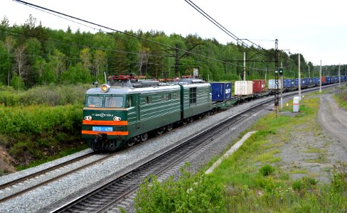 ВЛ10-478,_Россия,_Челябинская_область,_перегон_Миасс-I_-_Кисегач_(Trainpix_165481)