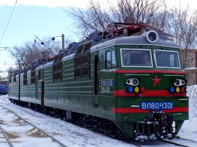 ВЛ80С-1301,_Kazakhstan,_Karaganda_region,_Karaganda_depot_(Trainpix_126878)
