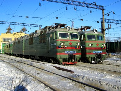 ВЛ80С-239,_Казахстан,_Карагандинская_область,_депо_Караганда-Сортировочная_(Trainpix_89683)