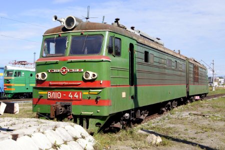 ВЛ10-441,_Россия,_Ленинградская_область,_депо_Волховстрой_(Trainpix_41536)