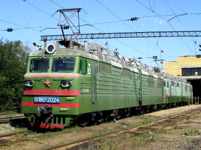 ВЛ80Т-2024,_Казахстан,_Карагандинская_область,_депо_Караганда-Сортировочная_(Trainpix_110871)