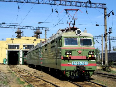ВЛ80С-1764,_Казахстан,_Карагандинская_область,_депо_Караганда-Сортировочная_(Trainpix_100342)