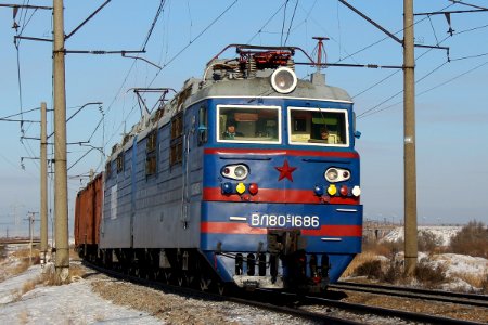 ВЛ80С-1686,_Казахстан,_Карагандинская_область,_перегон_Жана_Караганды_-_Майкудук_(Trainpix_182490)