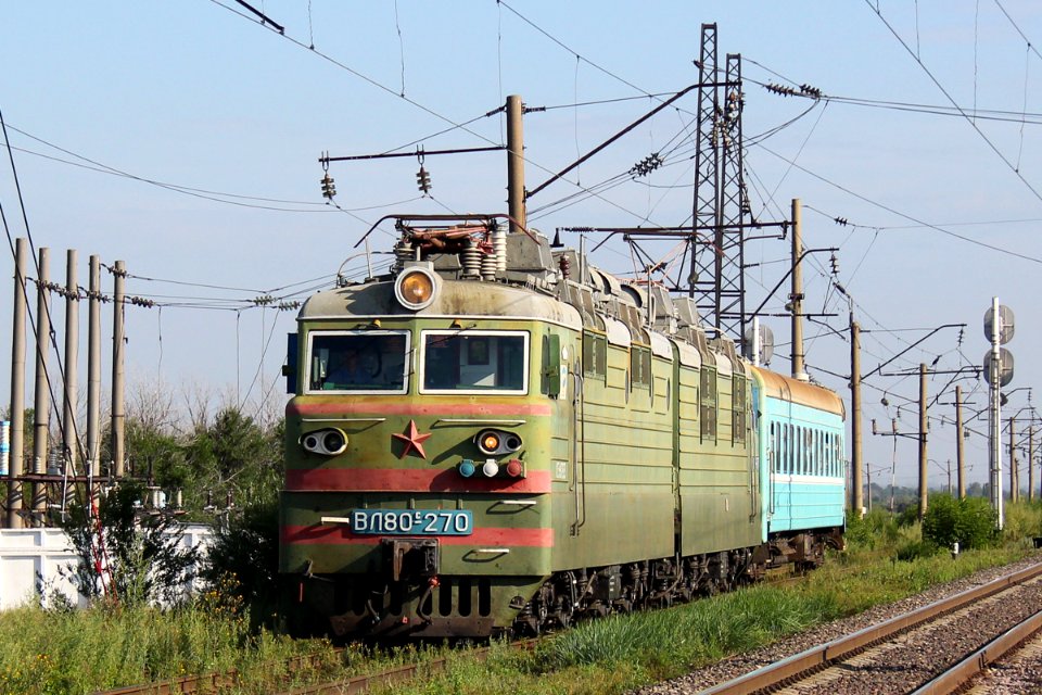 ВЛ80С-270,_Казахстан,_Карагандинская_область,_станция_Кокпекты_(Trainpix_170747)