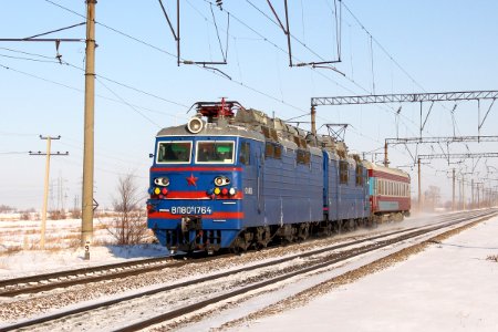 ВЛ80С-1764,_Казахстан,_Карагандинская_область,_перегон_Жана_Караганды_-_Майкудук_(Trainpix_216637)