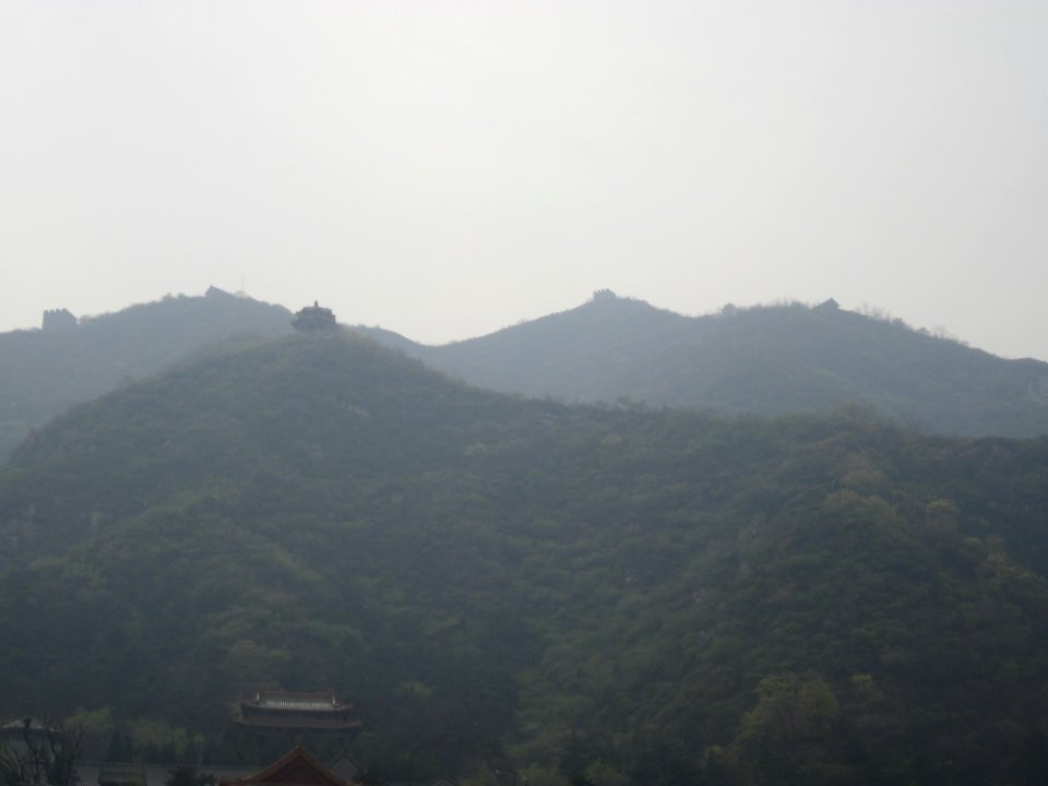 A_distant_view_of_the_Great_Wall_of_China_at_Juyongguan1