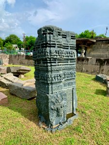 A_display_of_Hindu_and_Jain_temple_ruins,_Warangal_Fort_Park_and_Museum,_Telangana,_India_-_86