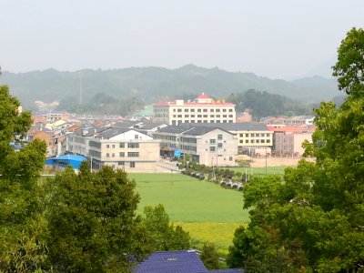 A_distant_view_of_Qingshanqiao_Town_(Ningxiang),_China