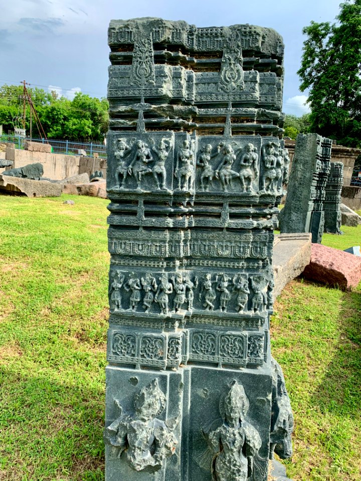 A_display_of_Hindu_and_Jain_temple_ruins,_Warangal_Fort_Park_and_Museum,_Telangana,_India_-_89