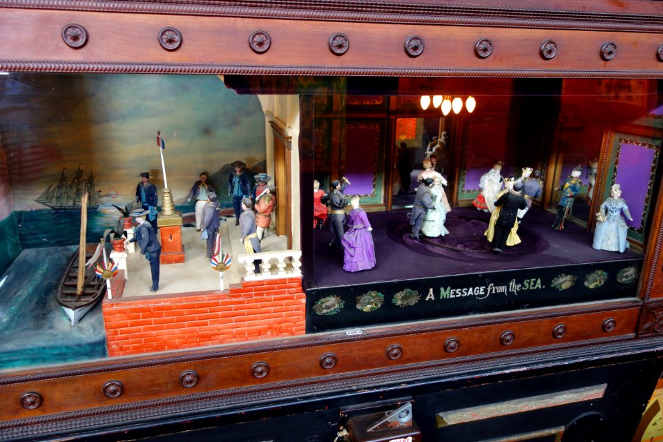 A_Message_from_the_Sea_-_Musée_Mécanique_-_San_Francisco,_CA_-_DSC02931