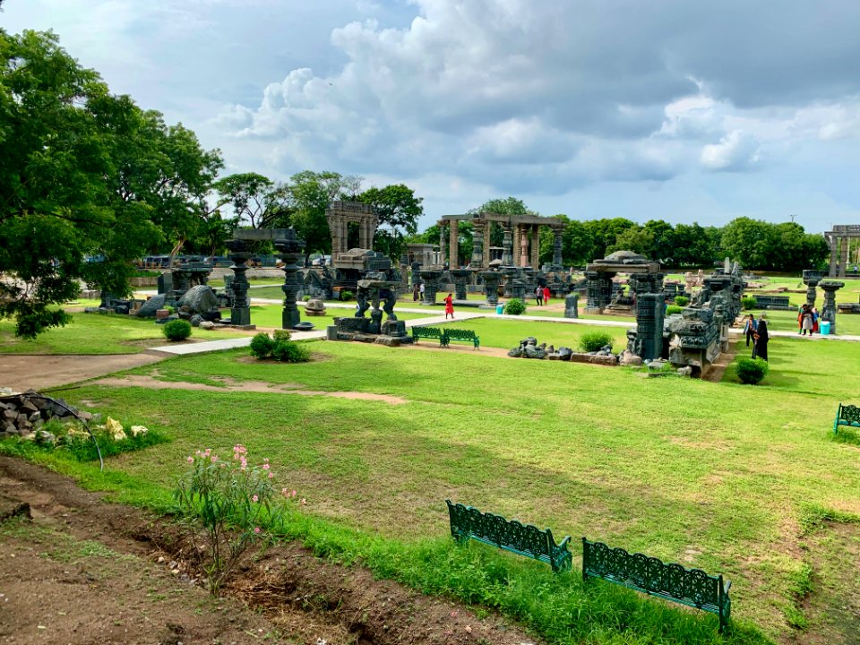 A_display_of_Hindu_and_Jain_temple_ruins,_Warangal_Fort_Park_and_Museum,_Telangana-_01