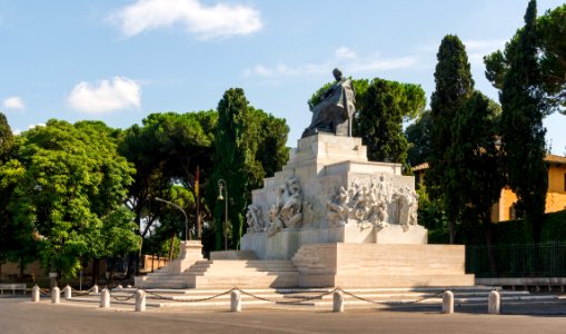 A_Mazzini_la_Patria,_monument,_Rome,_Italy photo