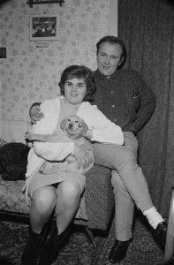 A_ghost_disturbs_Pete_and_Sian_Allport_after_moving_to_Garreg_Wen_near_Porthmadog,_home_of_the_harpist_Dafydd_y_Garreg_Wen_(1556991)2
