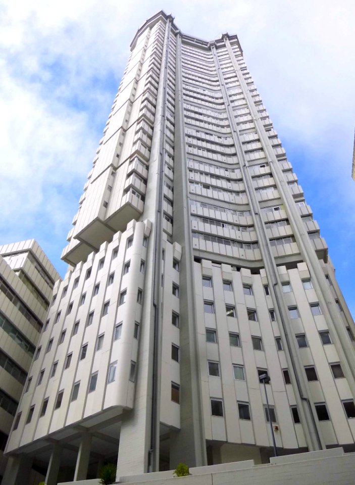 A_Coruña_-_Torre_Costa_Rica_(Torre_Hercón)_03
