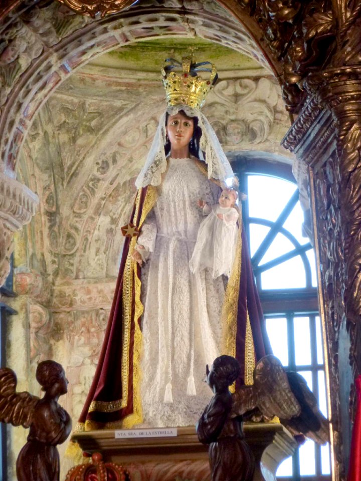 A_Coruña_-_Real_Colegiata_de_Santa_María_del_Campo_20