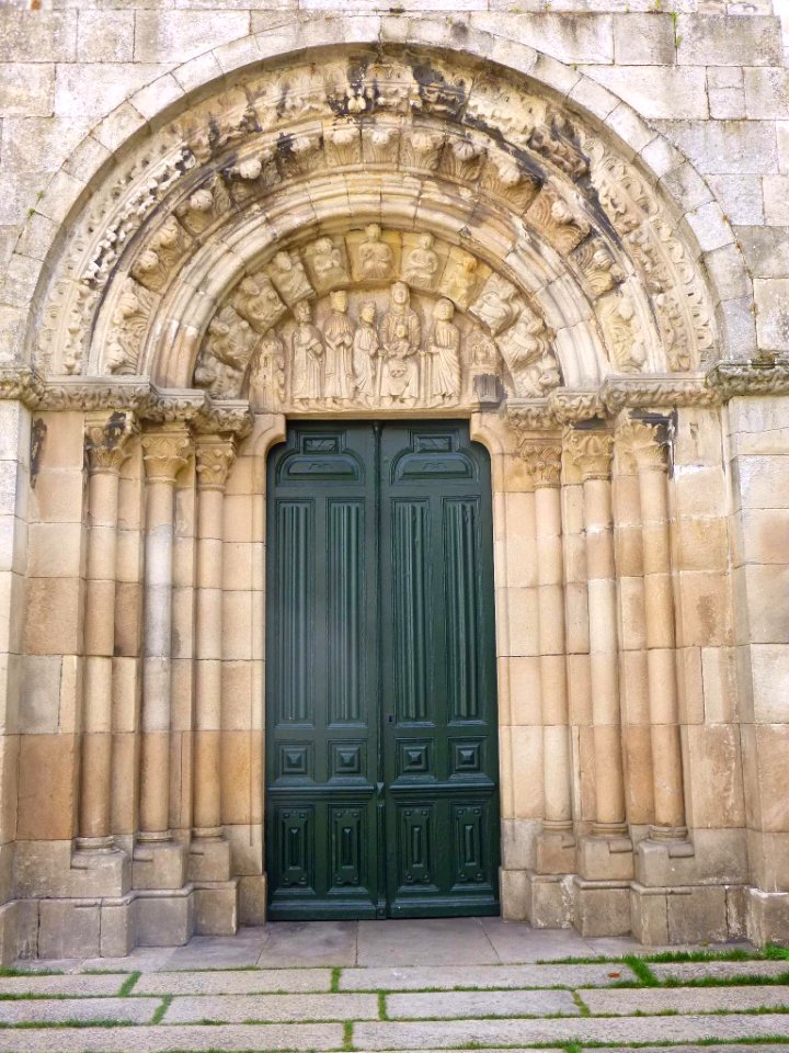 A_Coruña_-_Real_Colegiata_de_Santa_María_del_Campo_07