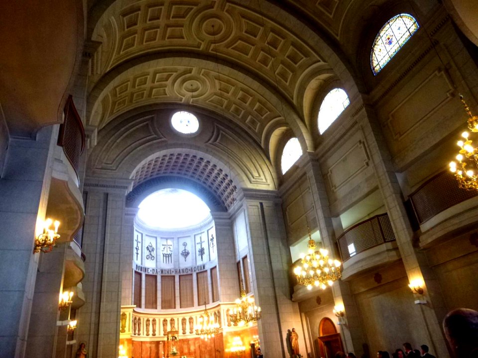 A_Coruña_-_Iglesia_de_San_Pío_X_y_San_Roque_(Esclavas_del_Sagrado_Corazón_de_Jesús)_5
