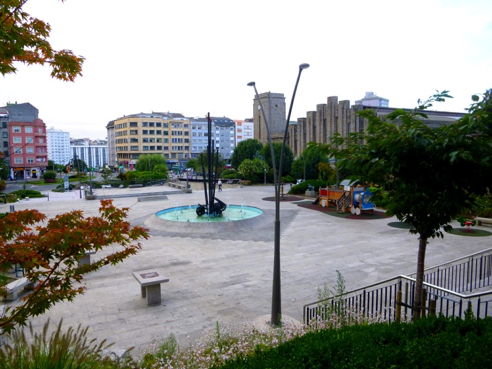 A_Coruña_-_Plaza_de_San_Cristóbal_3