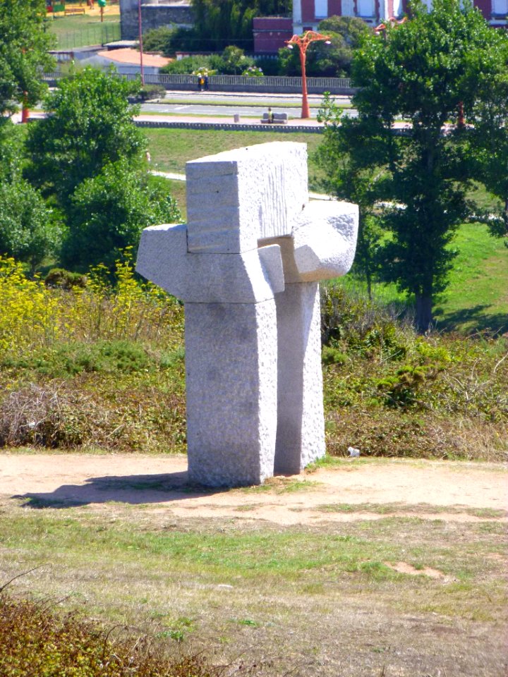 A_Coruña_-_Parque_de_la_Torre_09