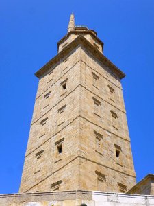 A_Coruña_-_Torre_de_Hércules_09