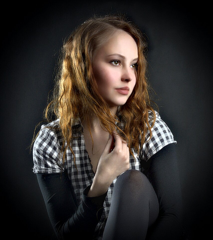 Face beauty blonde