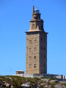 A_Coruña_-_Torre_de_Hércules_02