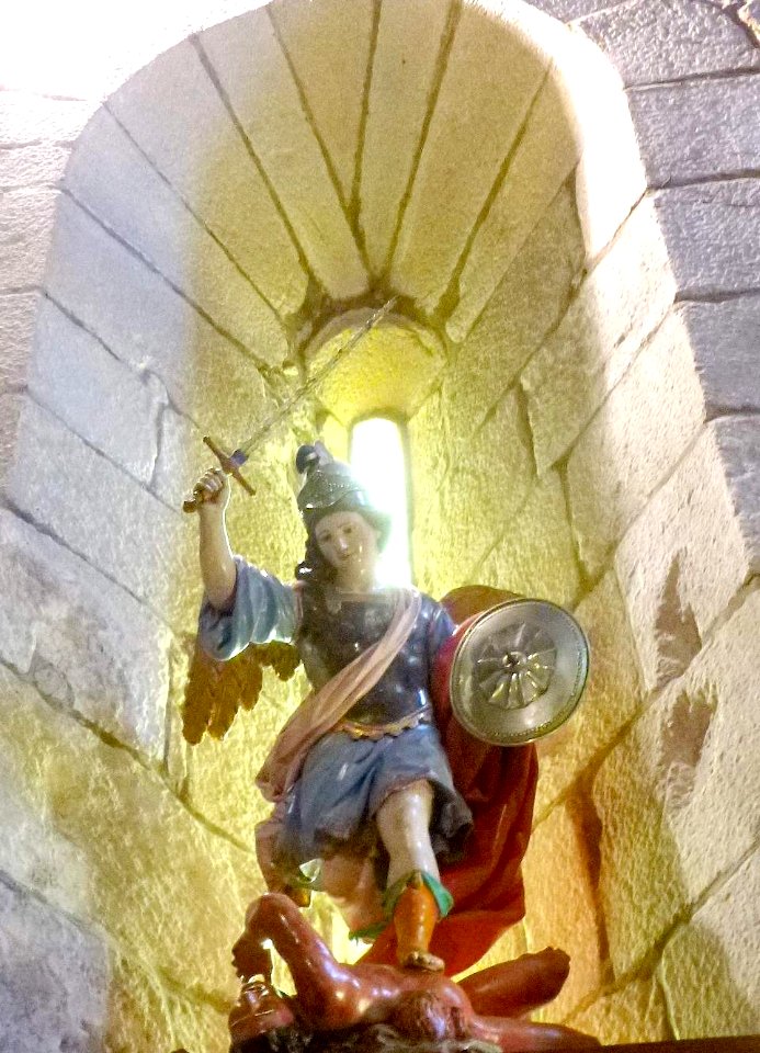 A_Coruña_-_Iglesia_de_Santiago_08