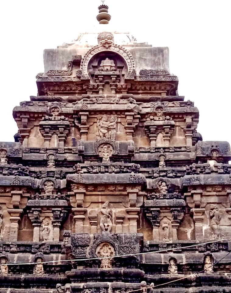 9th_century_Golingeswara_temple,_Biccavolu_Andhra_Pradesh_-_03