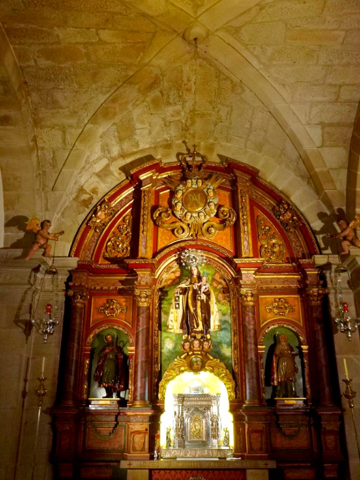 A_Coruña_-_Iglesia_de_San_Jorge_27