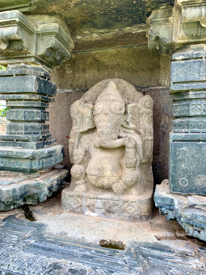 A_display_of_Hindu_and_Jain_temple_ruins,_Warangal_Fort_Park_and_Museum,_Telangana,_India_-_14