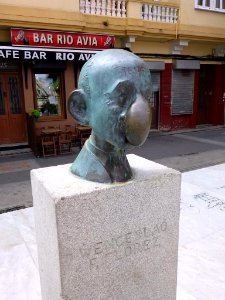 A_Coruña_-_Praza_do_Humor,_Wenceslao_Fernández_Flórez