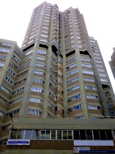 A_Coruña_-_Edificio_Trébol_3