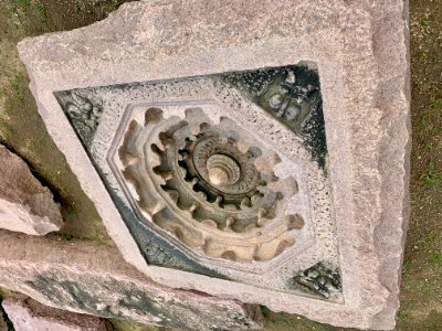 A_display_of_Hindu_and_Jain_temple_ruins,_Warangal_Fort_Park_and_Museum,_Telangana,_India_-_116